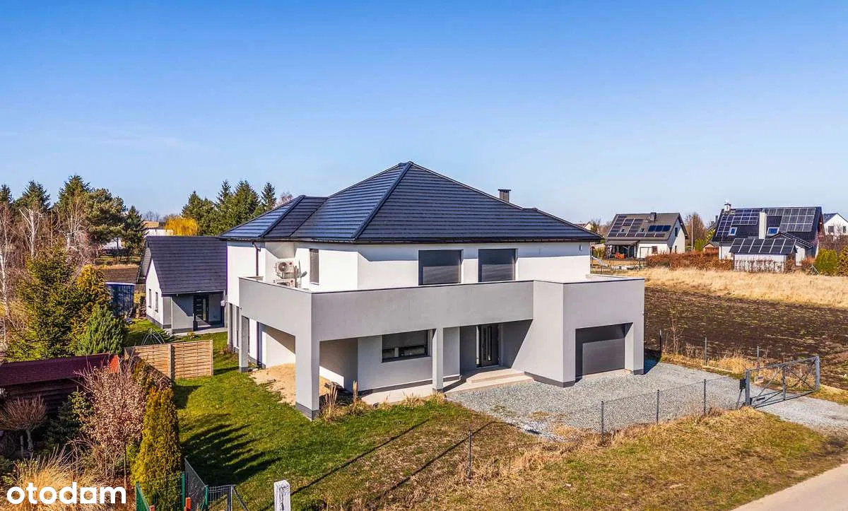 You are currently viewing 8300 zł/m2 | Nowoczesny dom | Sufit 6M | Smart Home | Premium