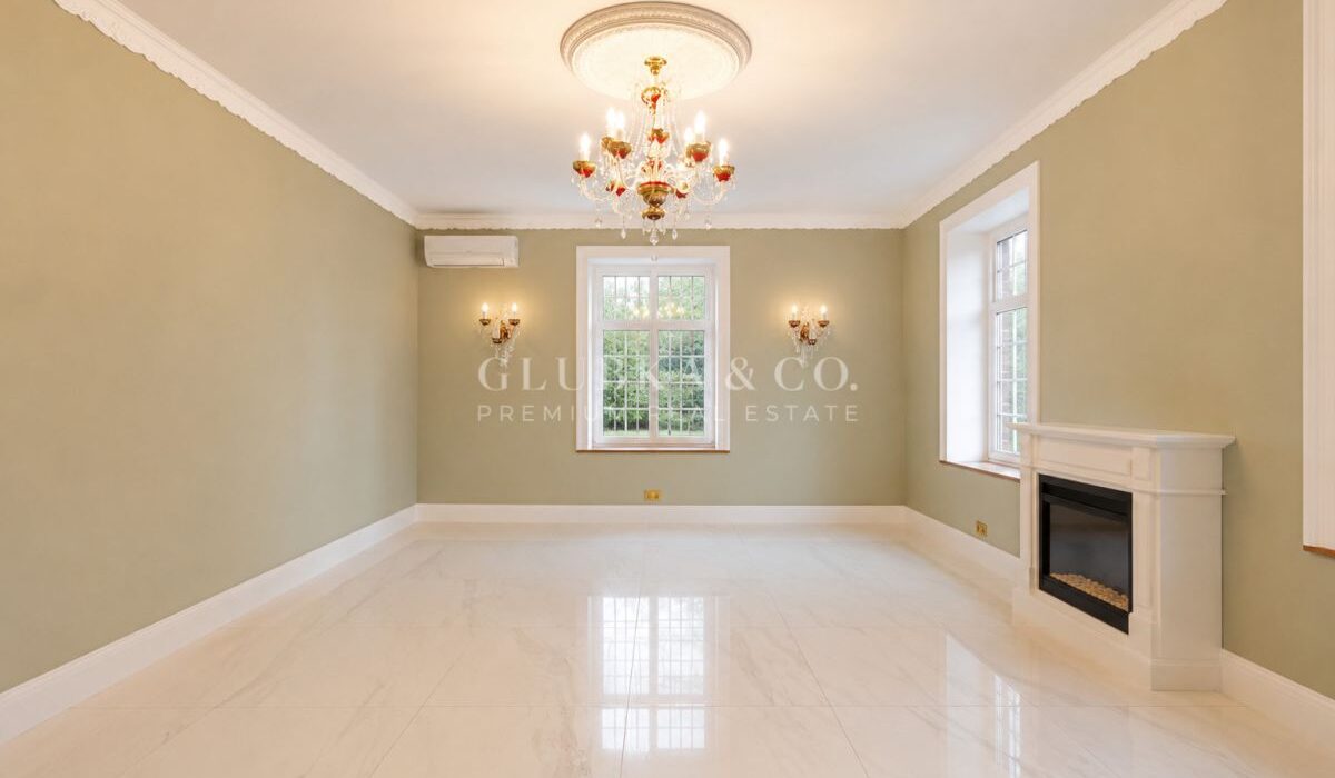 public-images-offers-17237-12141701-109854449_max.jpg